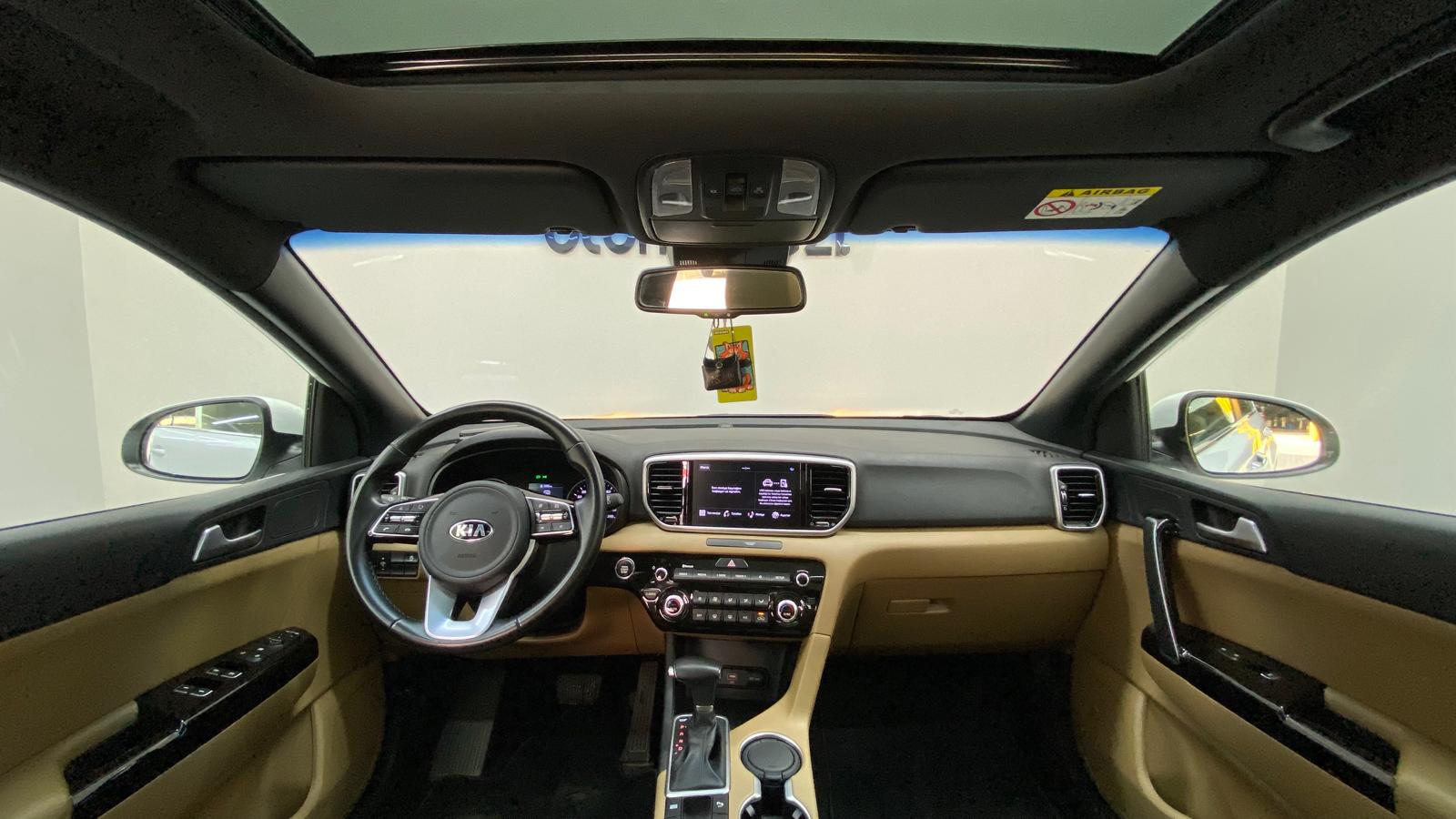 KIA SPORTAGE 8